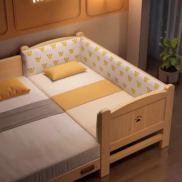 "Modern Simple Style Natural Wood Natural Platform Gender Neutral Surrounding Standard Children Bed with Coir"